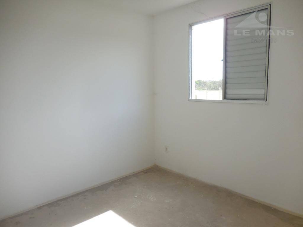 Apartamento à venda com 2 quartos, 54m² - Foto 3