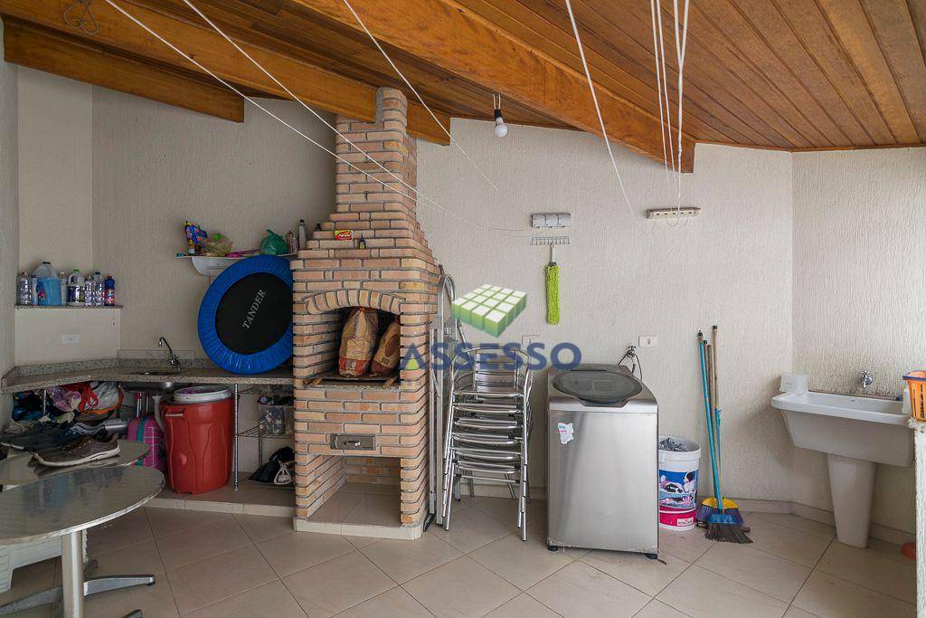 Casa à venda com 3 quartos, 198m² - Foto 41