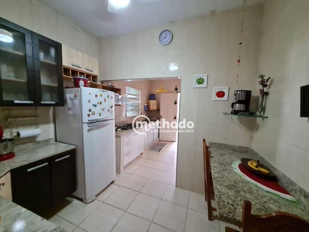 Casa à venda com 2 quartos, 150m² - Foto 5