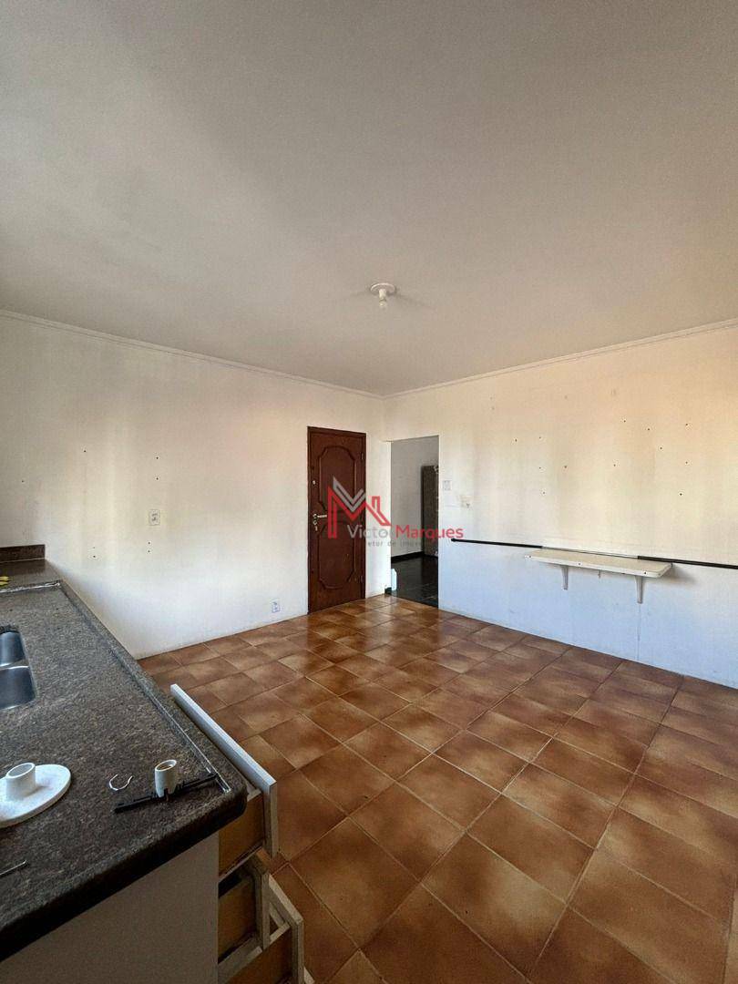 Cobertura para alugar com 3 quartos, 254m² - Foto 23