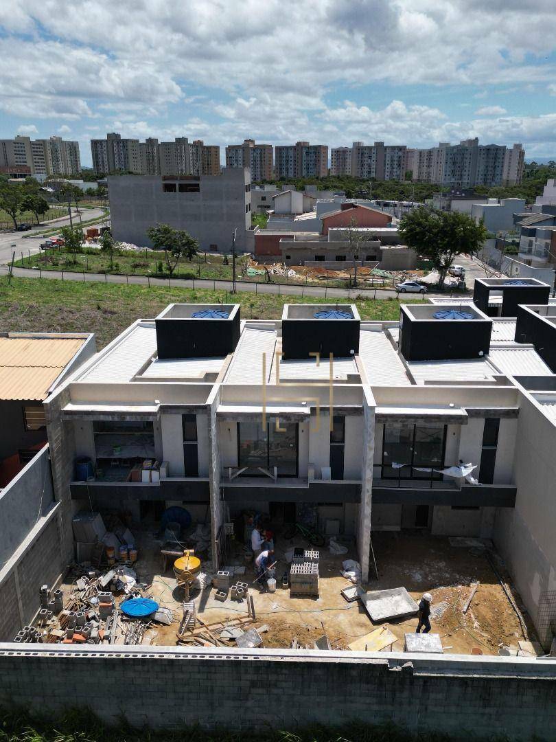 Casa de Condomínio à venda com 3 quartos, 125m² - Foto 2