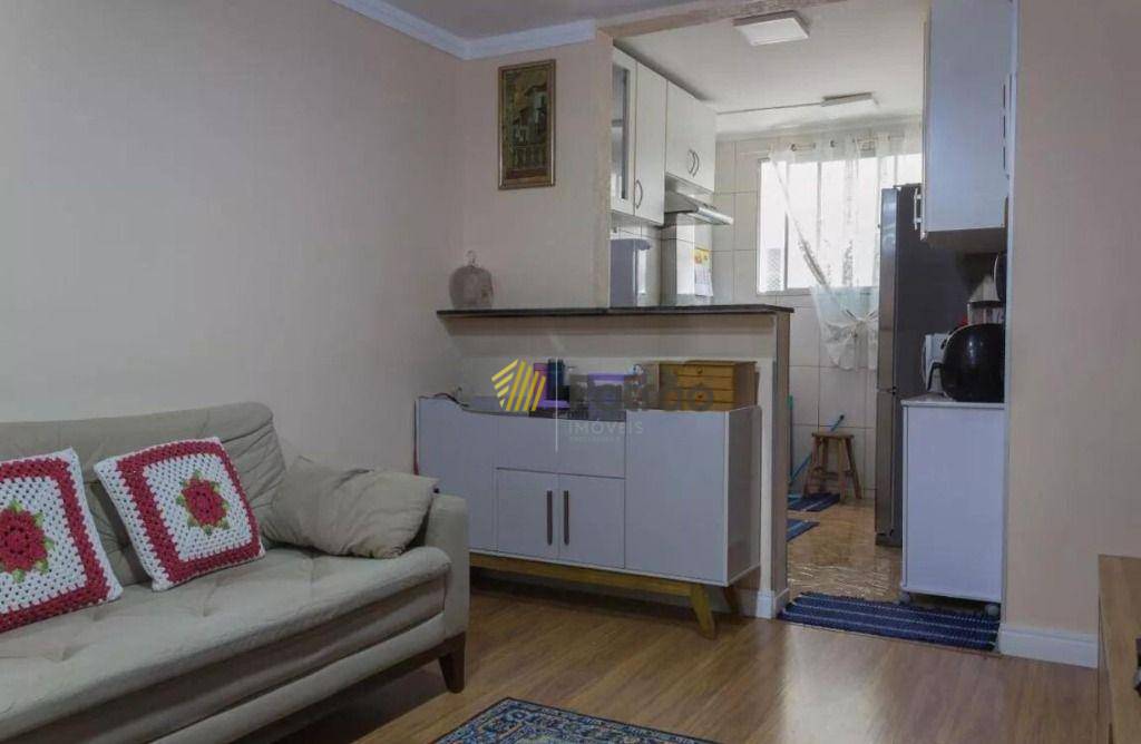 Apartamento à venda com 3 quartos, 70m² - Foto 2