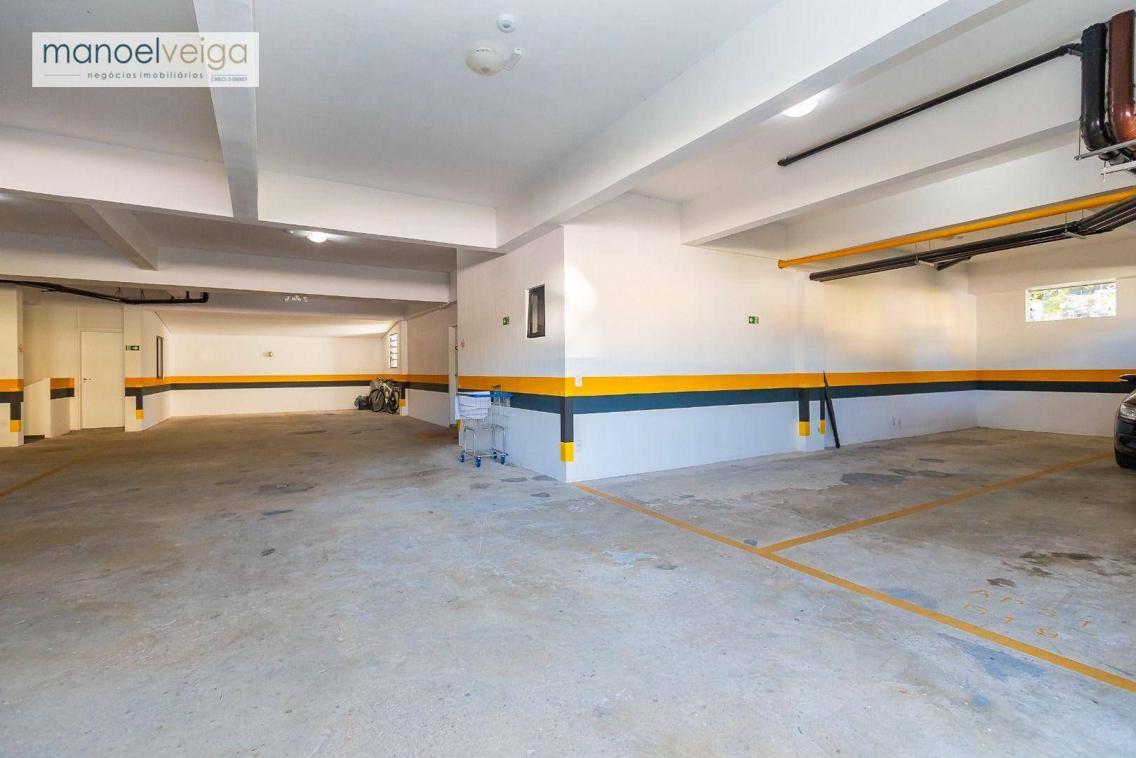 Apartamento à venda com 2 quartos, 64m² - Foto 57