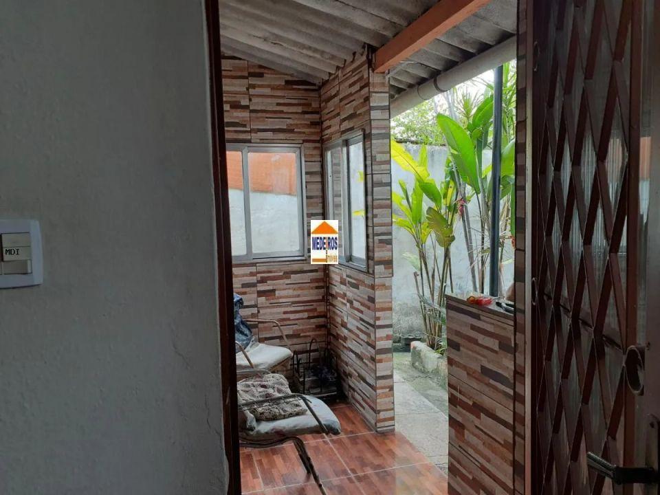 Casa à venda com 2 quartos, 160m² - Foto 9