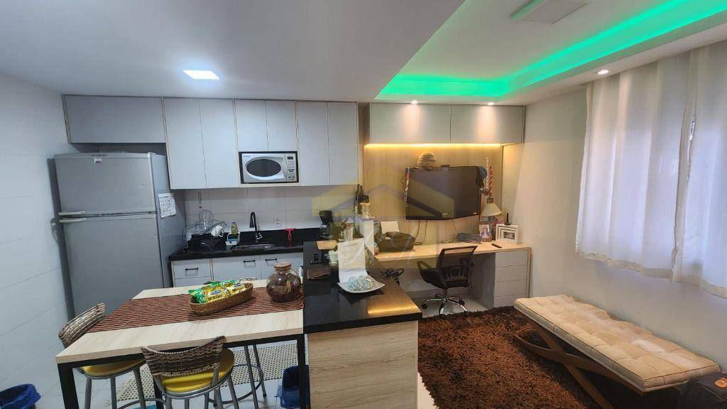 Apartamento à venda com 1 quarto, 32m² - Foto 1