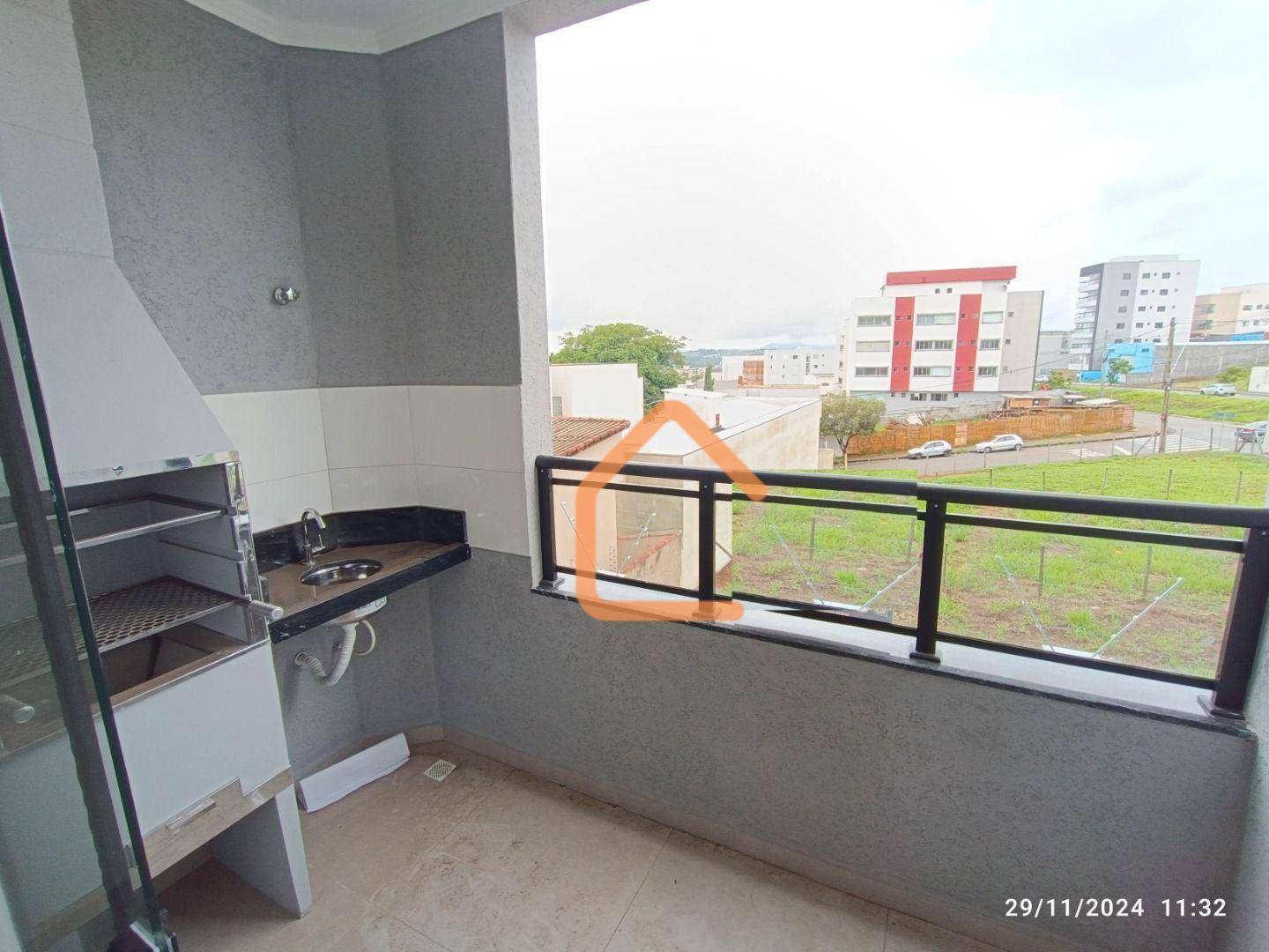 Apartamento para alugar com 2 quartos, 63m² - Foto 2