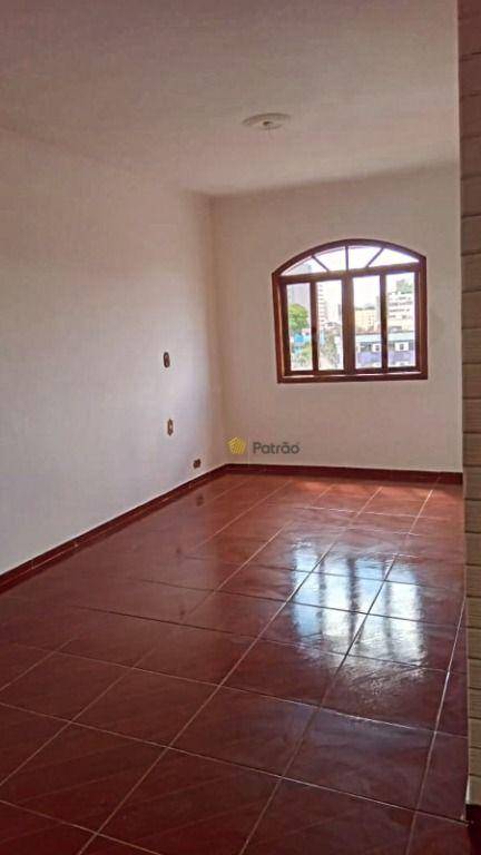 Apartamento à venda com 3 quartos, 97m² - Foto 2