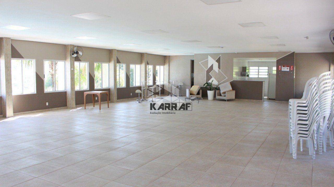 Apartamento para alugar com 2 quartos, 60m² - Foto 9