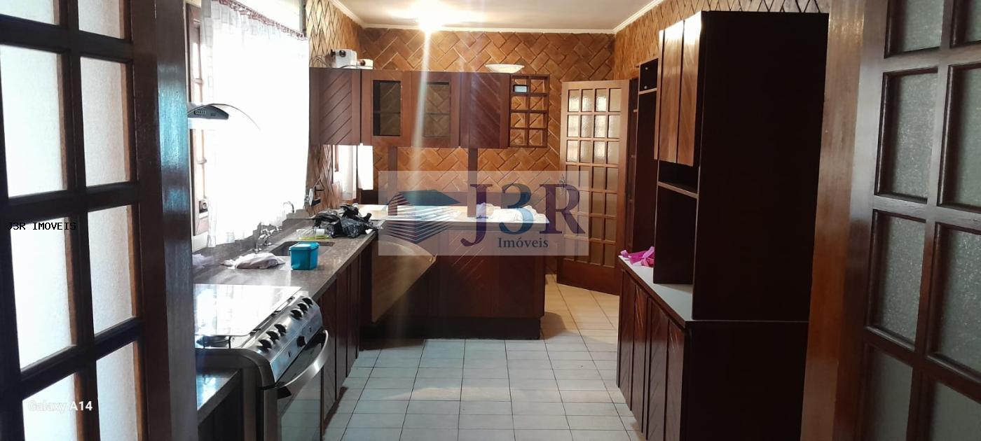 Sobrado para alugar com 4 quartos, 367m² - Foto 10