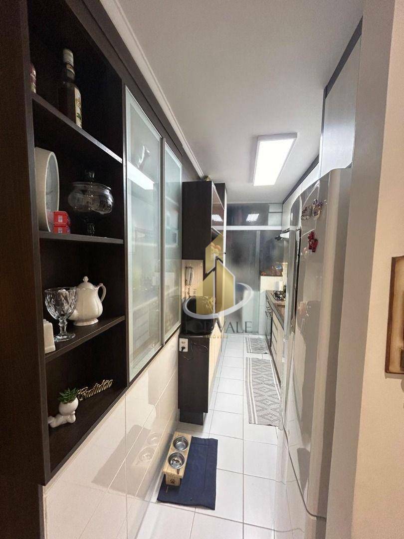 Apartamento à venda com 3 quartos, 69m² - Foto 5