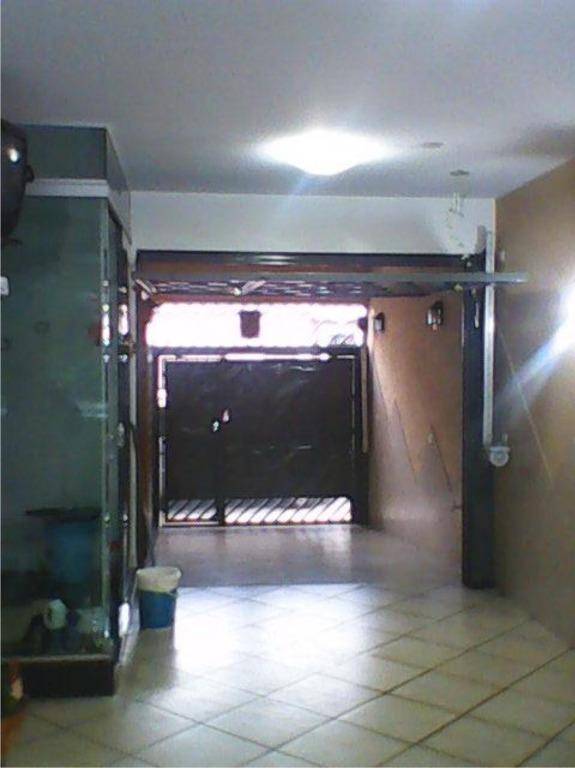 Sobrado à venda com 2 quartos, 240m² - Foto 15