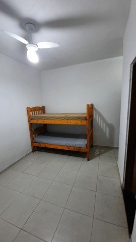 Casa à venda com 2 quartos, 70m² - Foto 3