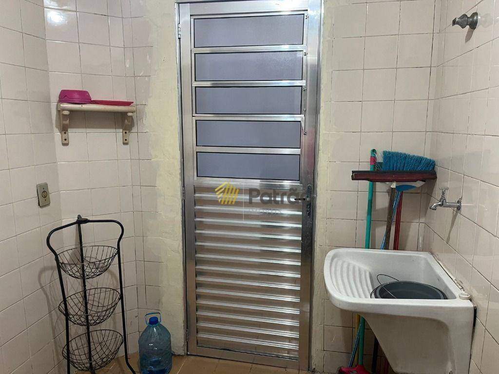 Sobrado à venda com 3 quartos, 150m² - Foto 13