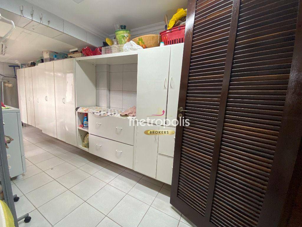 Sobrado à venda com 4 quartos, 690m² - Foto 30