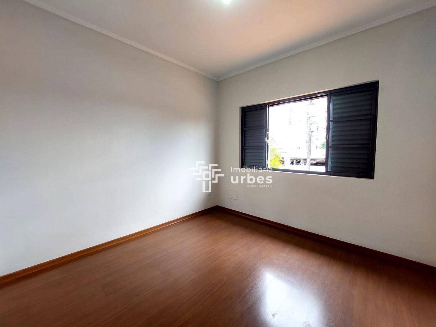 Casa para alugar com 4 quartos, 255m² - Foto 17