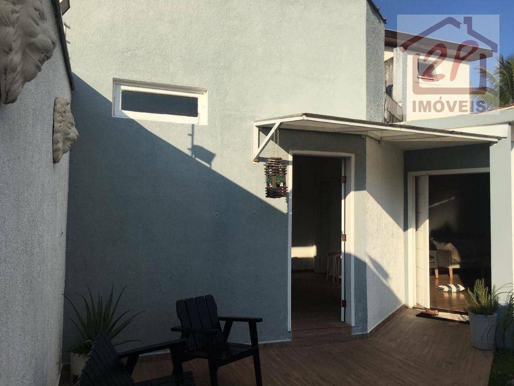 Casa, 3 quartos, 230 m² - Foto 4