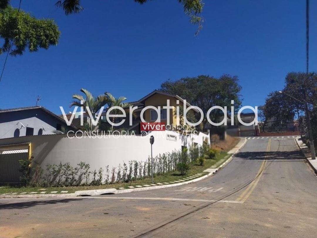 Casa à venda com 4 quartos, 209m² - Foto 2