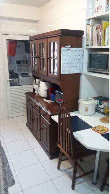 Apartamento à venda com 3 quartos, 111m² - Foto 13