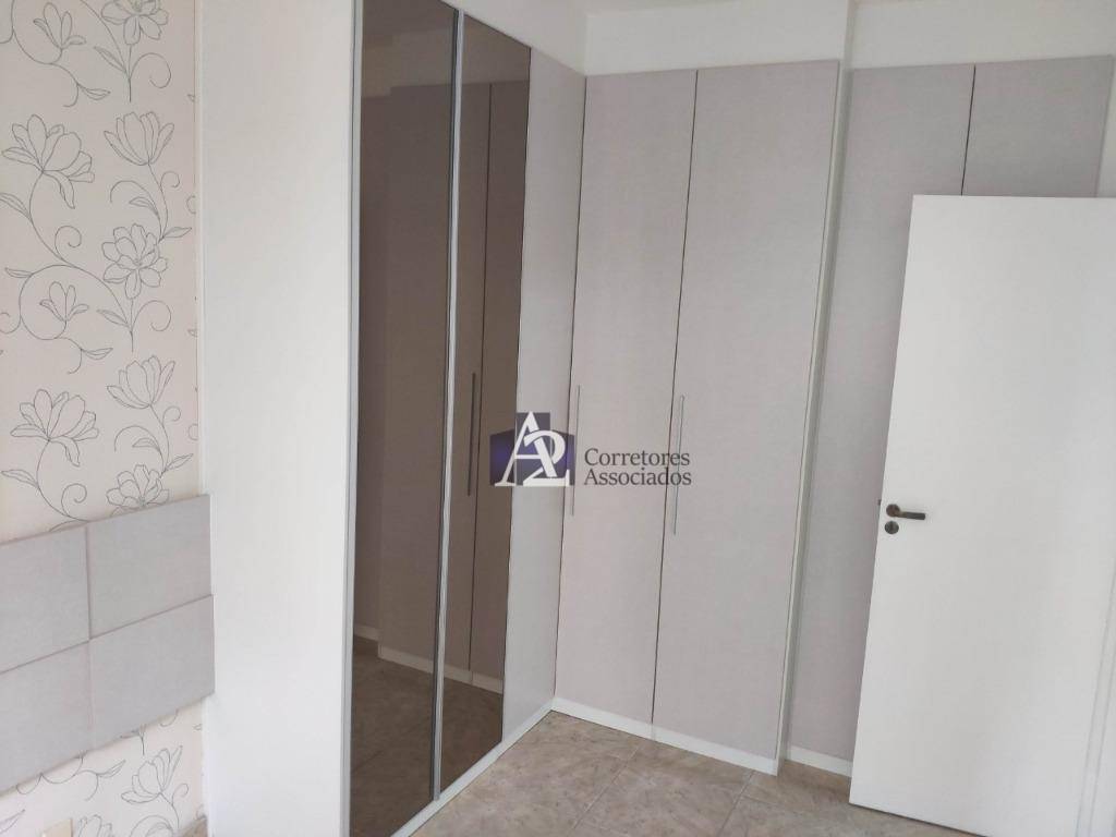 Apartamento à venda com 2 quartos, 70m² - Foto 6