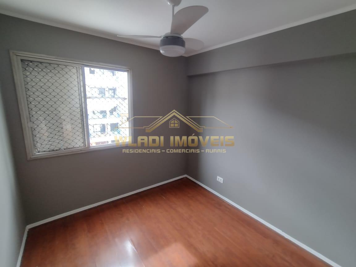 Apartamento à venda com 2 quartos, 85m² - Foto 23