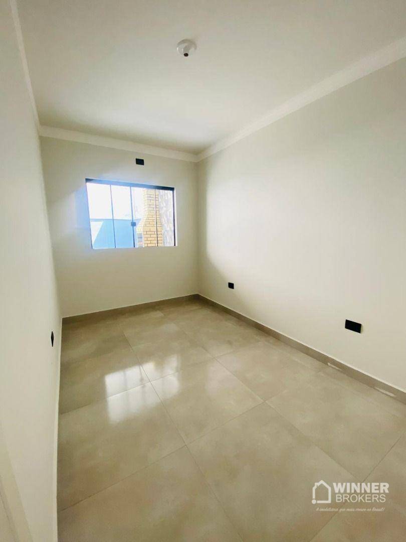 Casa à venda com 3 quartos, 76m² - Foto 12