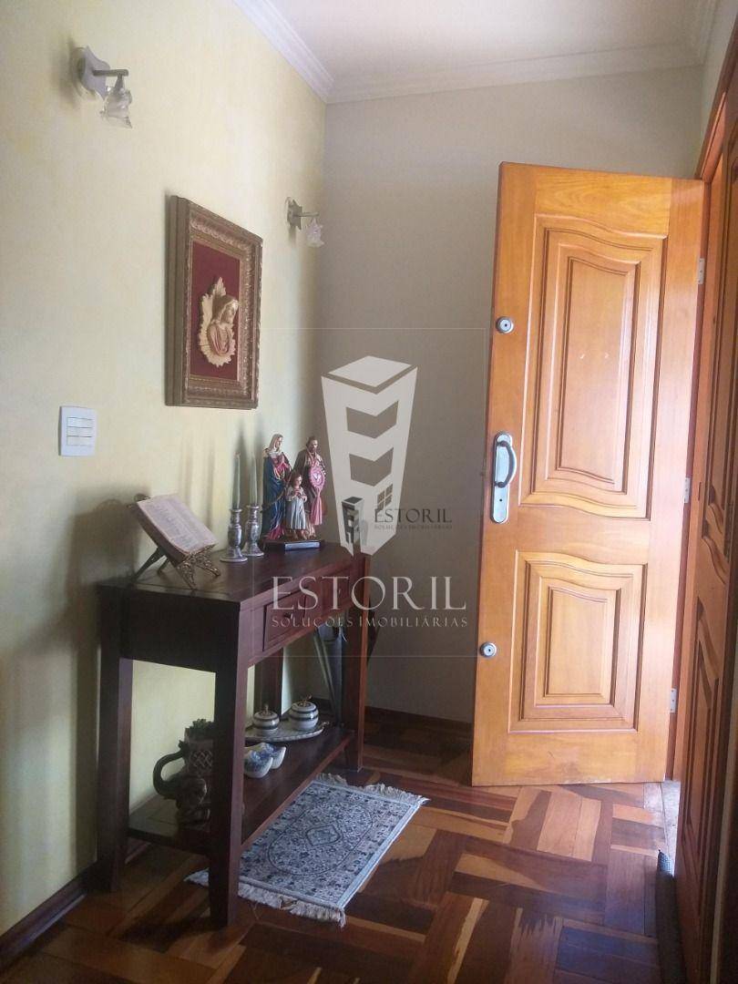 Casa à venda com 3 quartos, 240m² - Foto 6