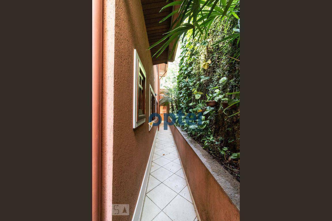 Casa à venda e aluguel com 4 quartos, 471m² - Foto 14