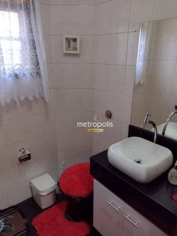 Sobrado à venda com 3 quartos, 257m² - Foto 4