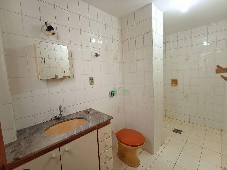 Apartamento à venda com 3 quartos, 140m² - Foto 20