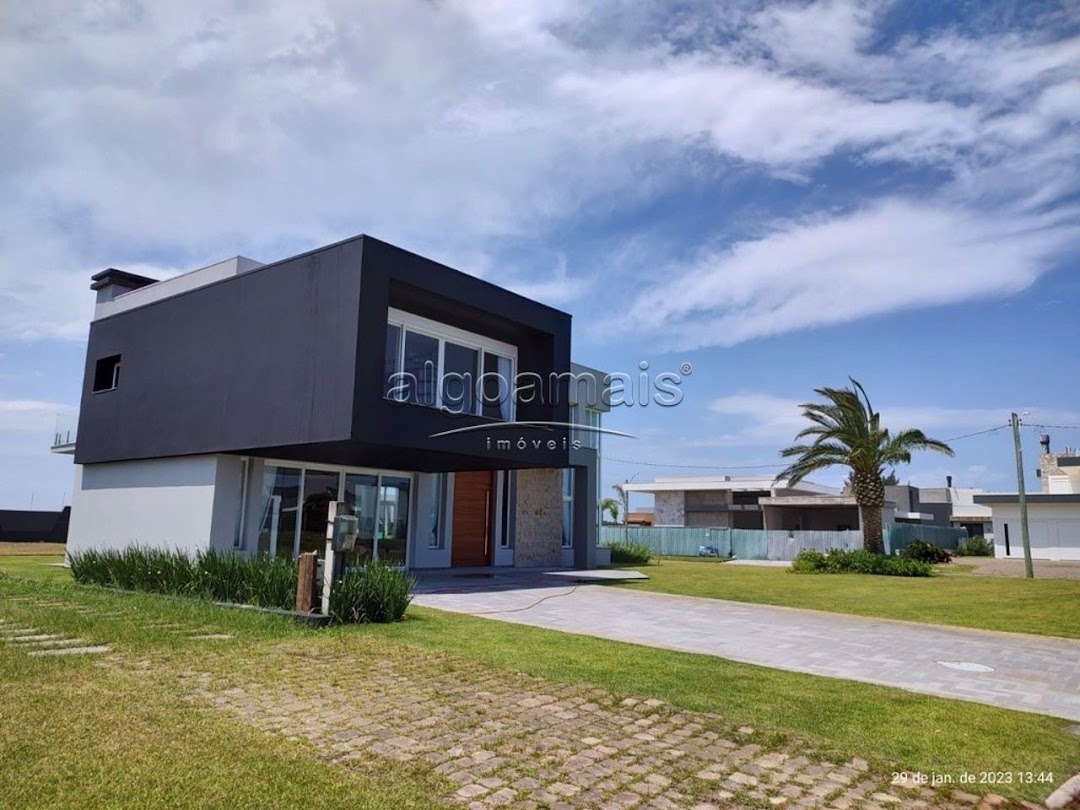 Casa de Condomínio à venda com 5 quartos, 382m² - Foto 3