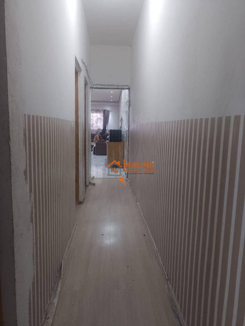 Casa à venda com 3 quartos, 230m² - Foto 17