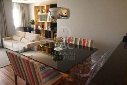 Apartamento à venda com 2 quartos, 80m² - Foto 2