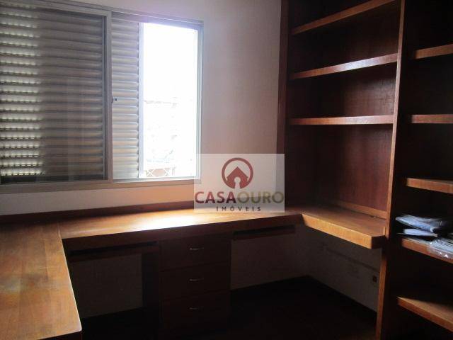 Apartamento à venda com 4 quartos, 140m² - Foto 13