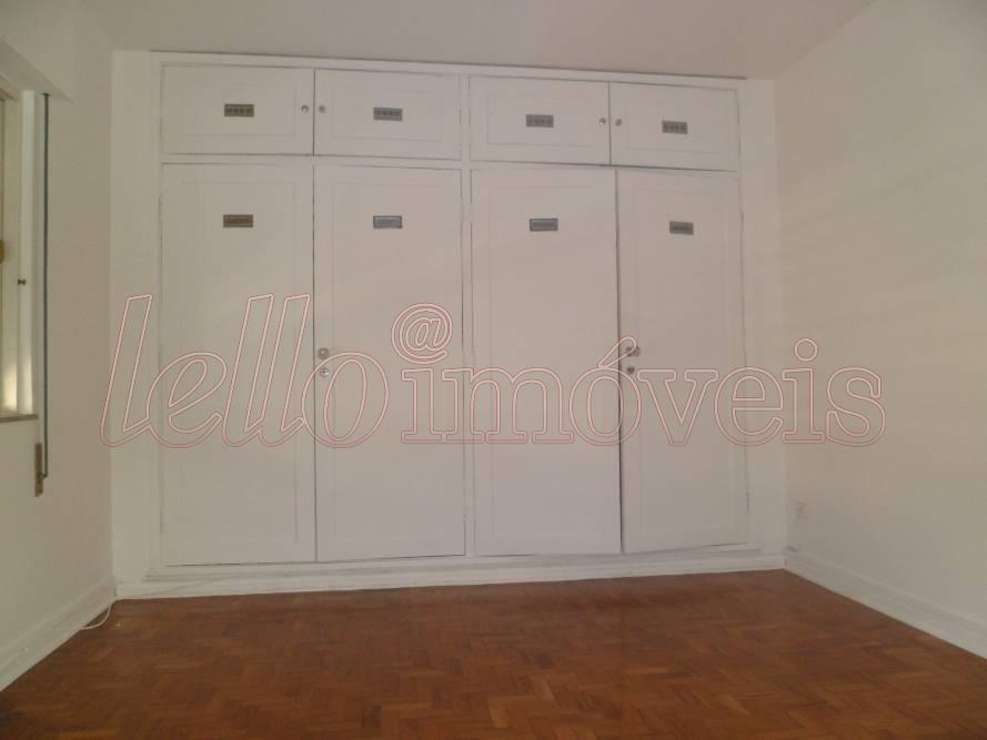 Apartamento para alugar com 3 quartos, 240m² - Foto 10