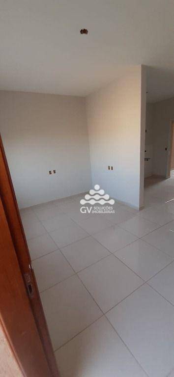 Casa à venda com 2 quartos, 70m² - Foto 25