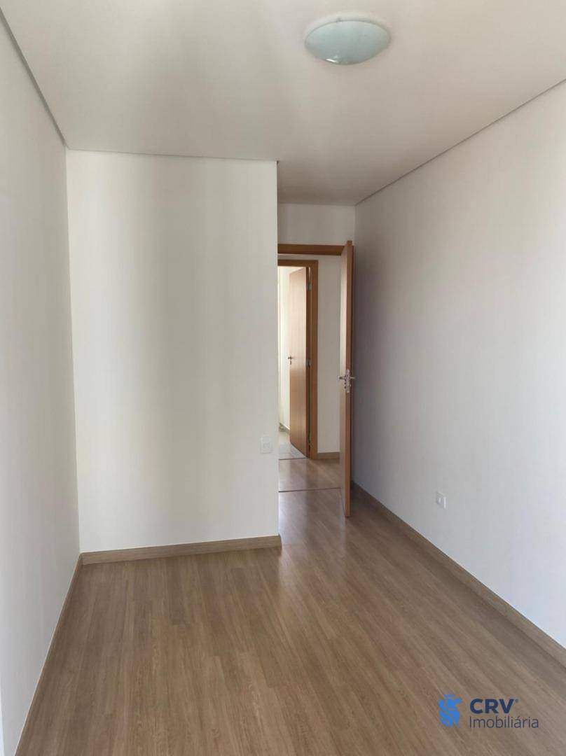 Apartamento para alugar com 3 quartos, 84m² - Foto 5