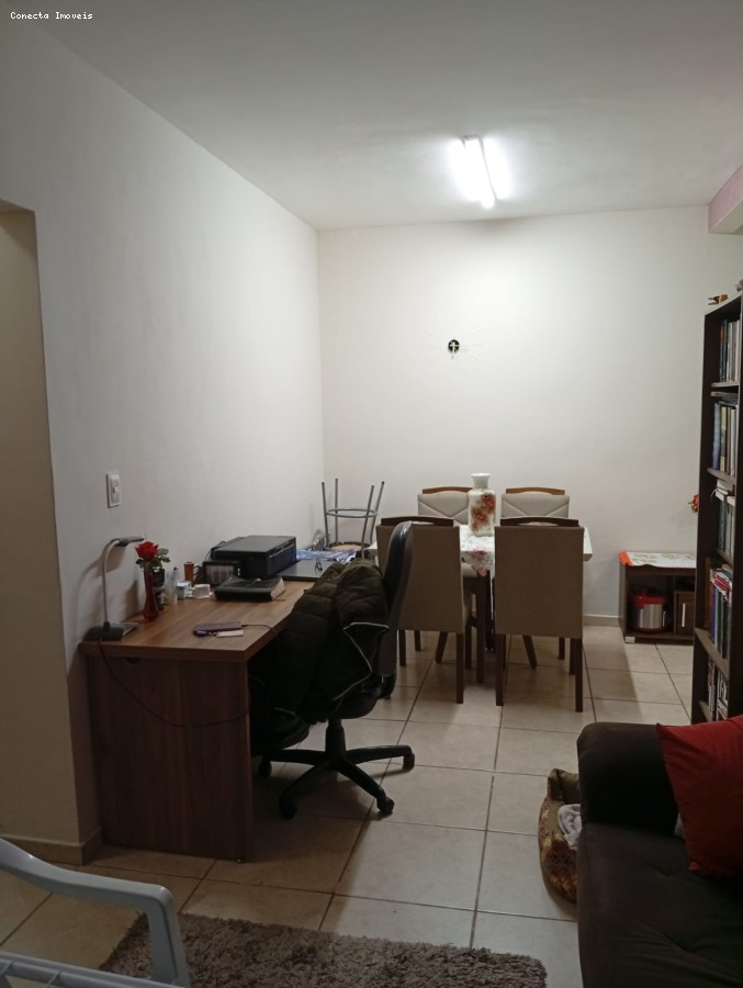 Apartamento à venda com 2 quartos, 62m² - Foto 1