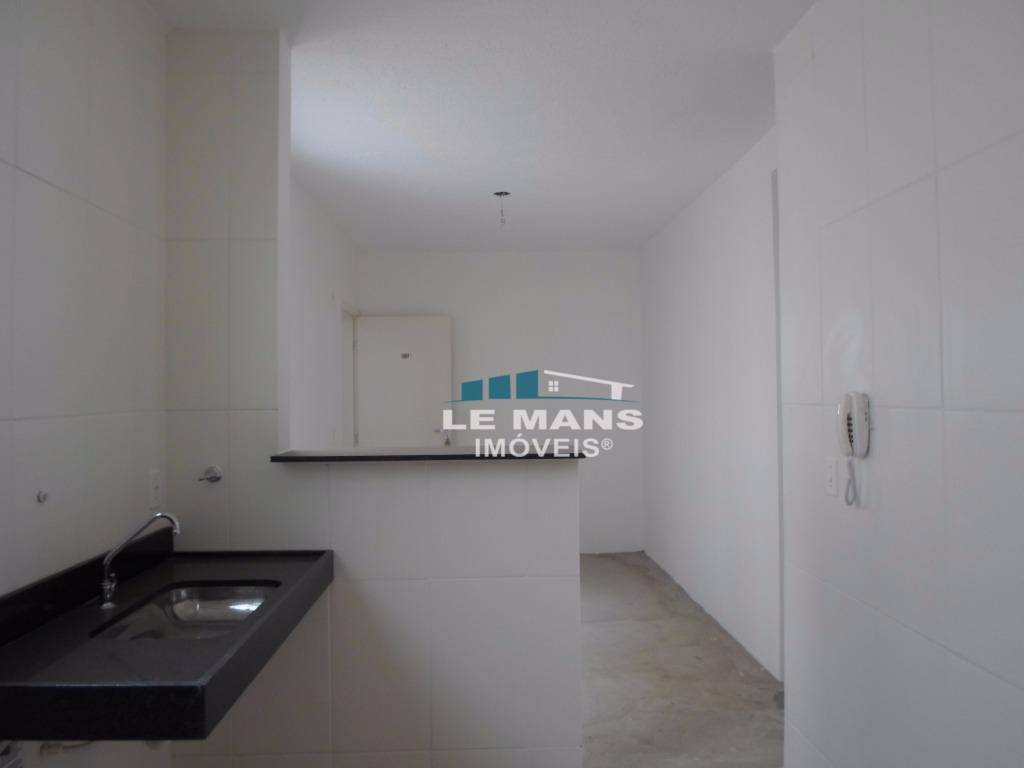 Apartamento à venda com 2 quartos, 46m² - Foto 21