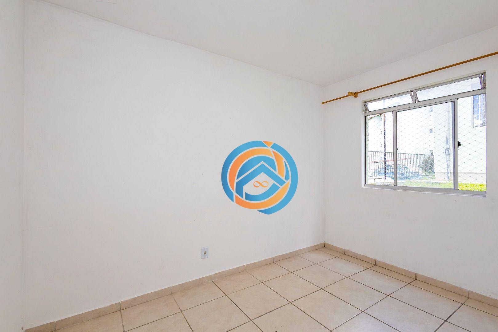 Apartamento à venda com 2 quartos, 44m² - Foto 15