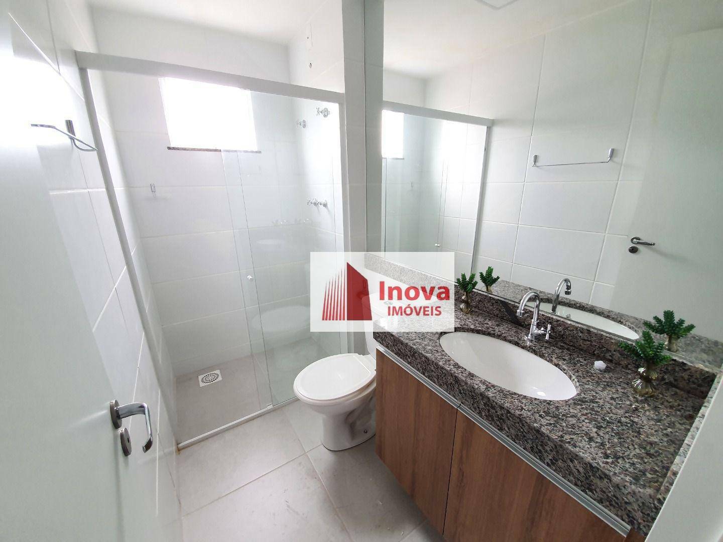 Apartamento à venda com 2 quartos, 70m² - Foto 19