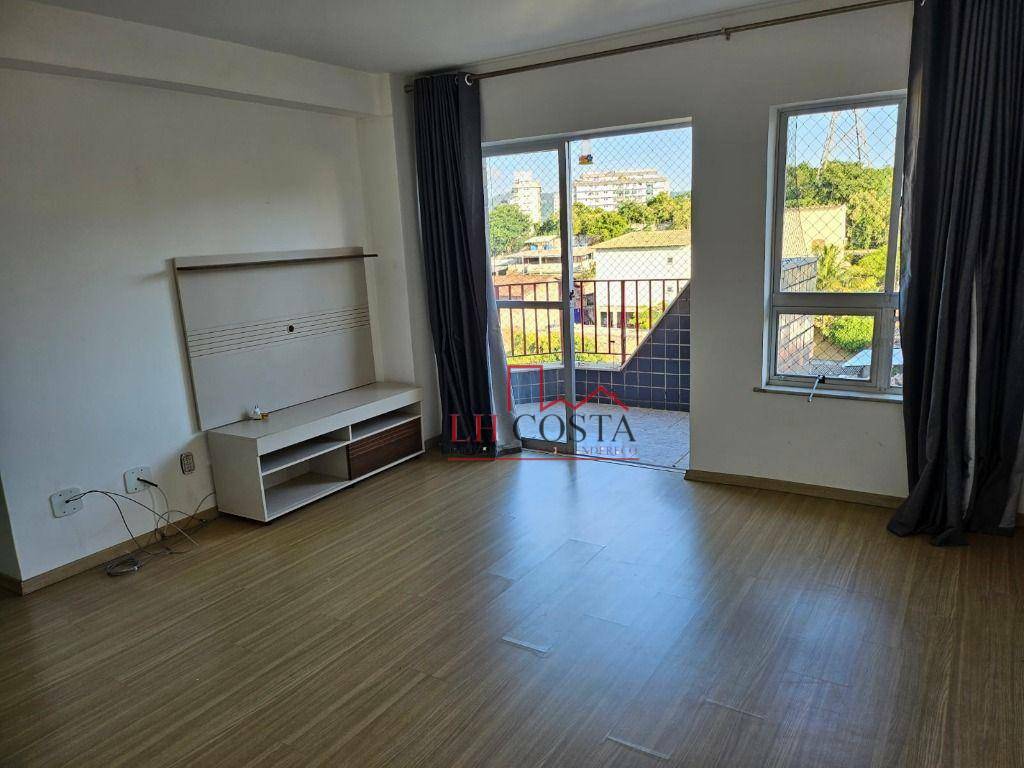 Apartamento à venda com 2 quartos, 70m² - Foto 5