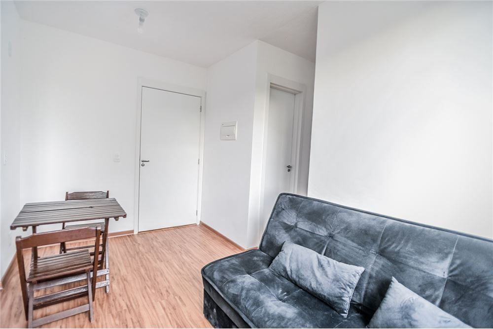 Apartamento à venda com 2 quartos, 42m² - Foto 11