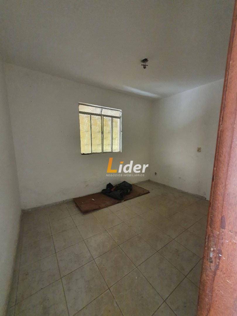 Casa para alugar com 3 quartos, 525m² - Foto 5