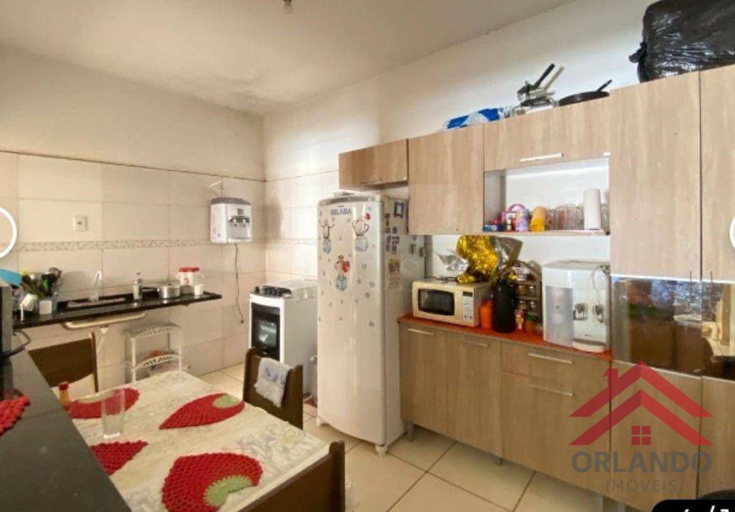 Casa à venda com 2 quartos, 59m² - Foto 3