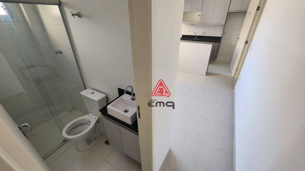 Apartamento para alugar com 2 quartos, 40m² - Foto 12