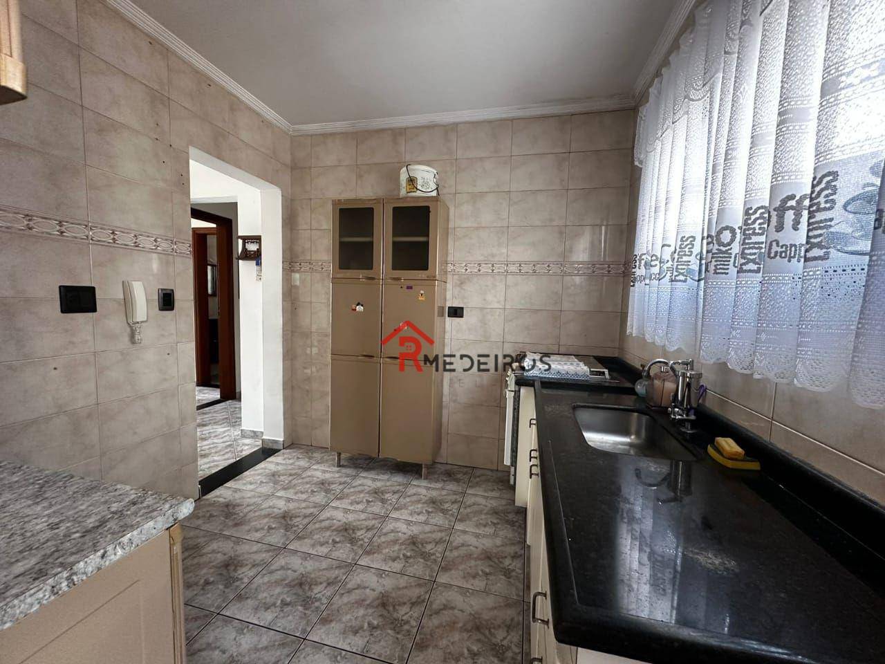 Apartamento à venda com 2 quartos, 62m² - Foto 13