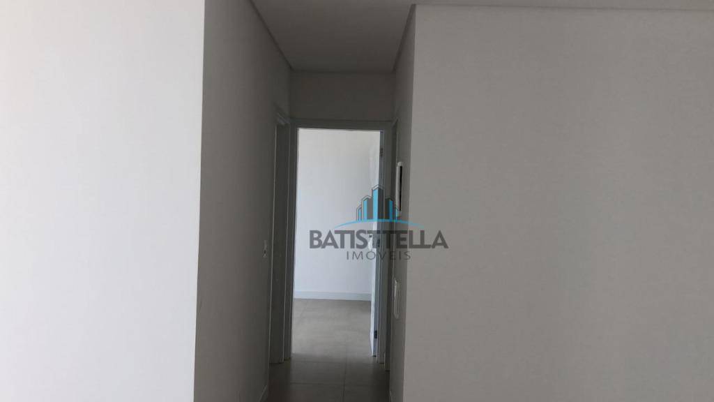 Apartamento à venda com 3 quartos, 169m² - Foto 8