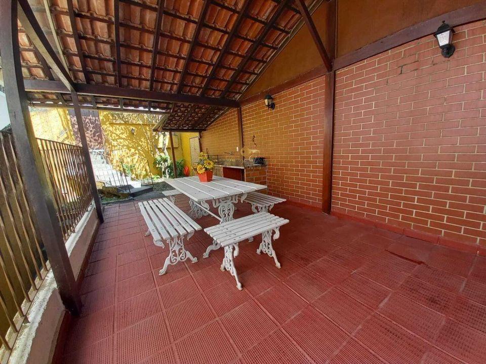 Casa de Condomínio à venda com 3 quartos, 300m² - Foto 20