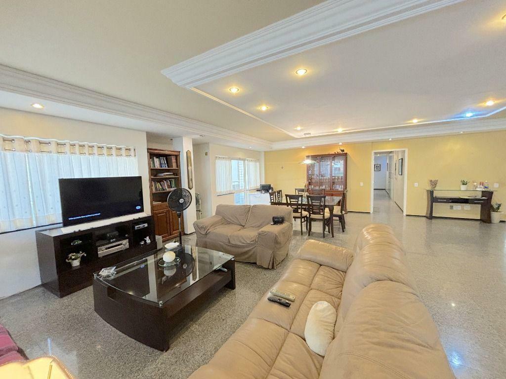 Apartamento à venda com 3 quartos, 294m² - Foto 2