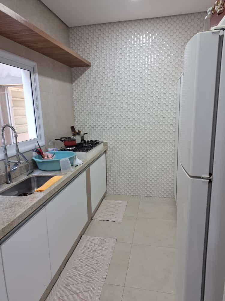 Casa à venda com 4 quartos, 196m² - Foto 6